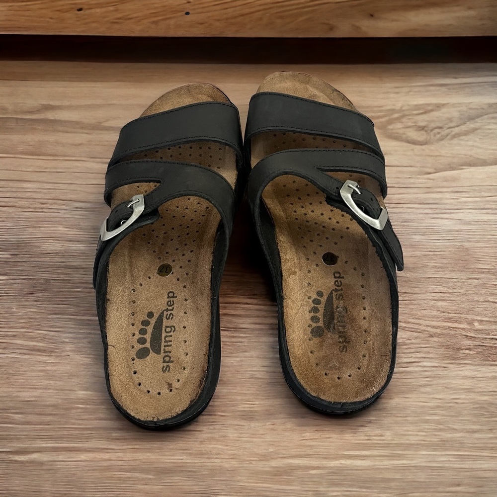 Spring Step Slides Black Leather US Size 7 and EU Size 37 Made In Spain - Picture 7 of 13
